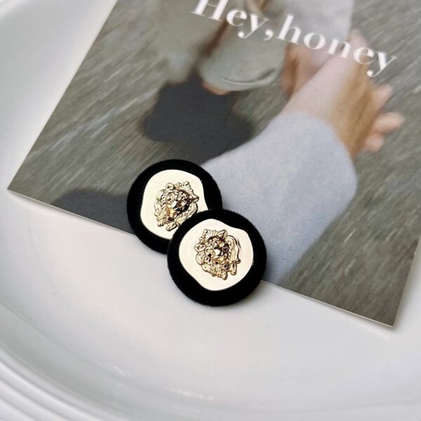Lion Head Black Flocked Metal Button for Women’s Blazers 20pcs - Image 2