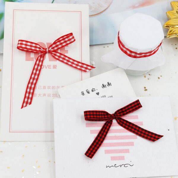 10mm Christmas Knit Ribbon with Plaid Design 8 Pack - Image 4