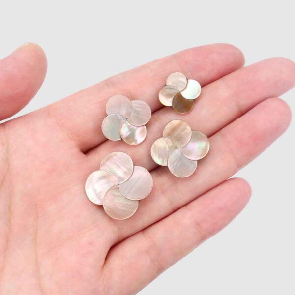 Japanese White Butterfly Shell Buttons Handcrafted Elegance 10pcs