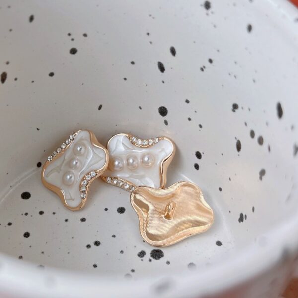 Unique Shaped Diamond Pearl Metal Shank Buttons for Dresses 10pcs - Image 4