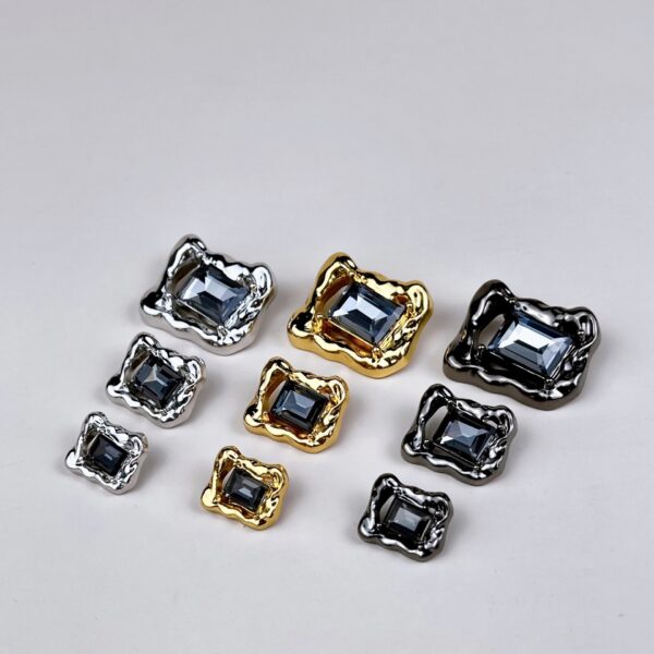 16/20/28mm Beveled Diamond Rectangular Hollow Metal Buttons 12pcs - Image 2