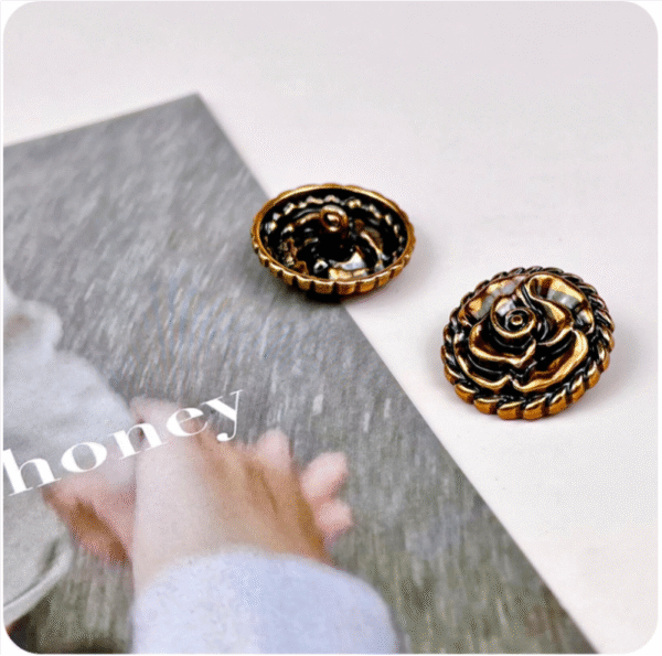 10/18/25mm Vintage Gold Rose Metal Shank Buttons for Cardigans 20pcs - Image 3