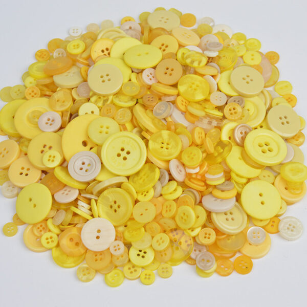 400-600 Piece Colorful Resin DIY Craft Button Set - Image 7