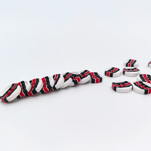 18L Striped Red and Black Round Resin Shirt Buttons 100pcs - Image 3