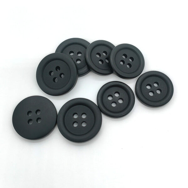 28/32L Black White Grey Navy Blue Round 4-Hole Resin Buttons 100 Pack - Image 4