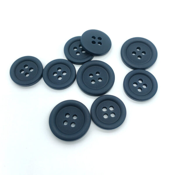 28/32L Black White Grey Navy Blue Round 4-Hole Resin Buttons 100 Pack - Image 5