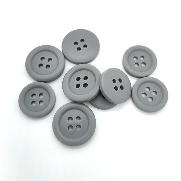 28/32L Black White Grey Navy Blue Round 4-Hole Resin Buttons 100 Pack - Image 3