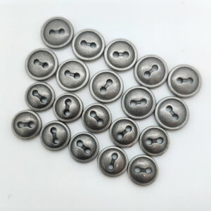 16/18L Antique Silver Zinc Alloy Round 2-Hole Buttons 50pcs