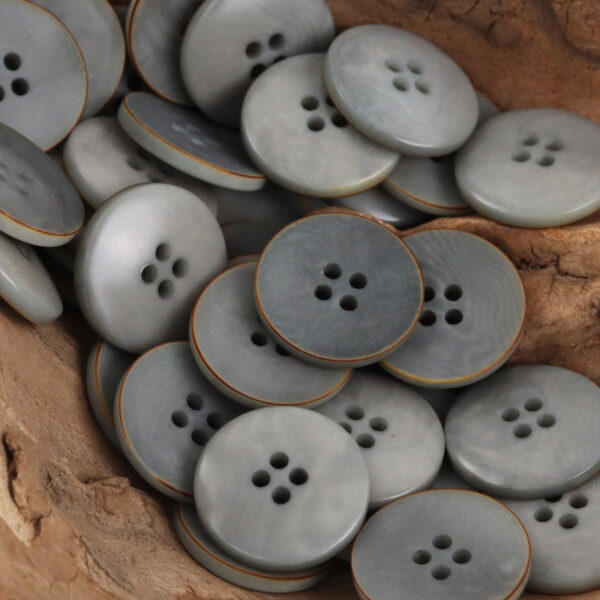 Vintage Charred Edge Natural Corozo Buttons,10 Pack