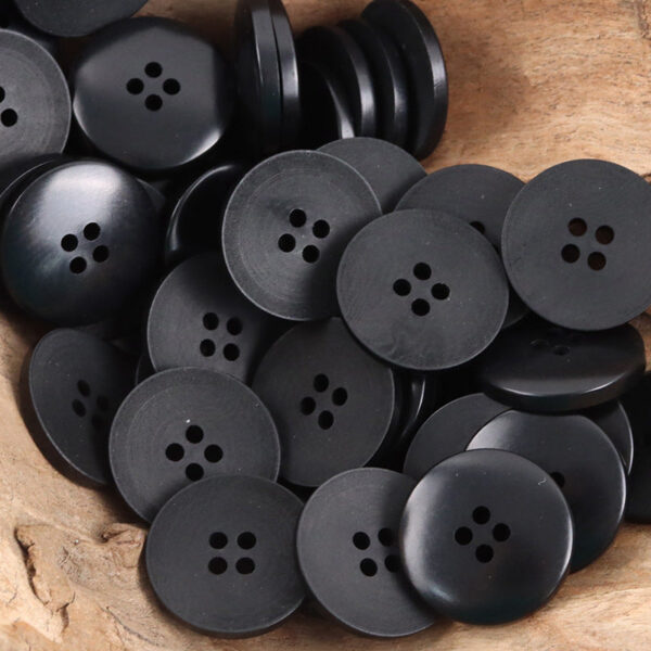 Vintage Charred Edge Natural Corozo Buttons,10 Pack