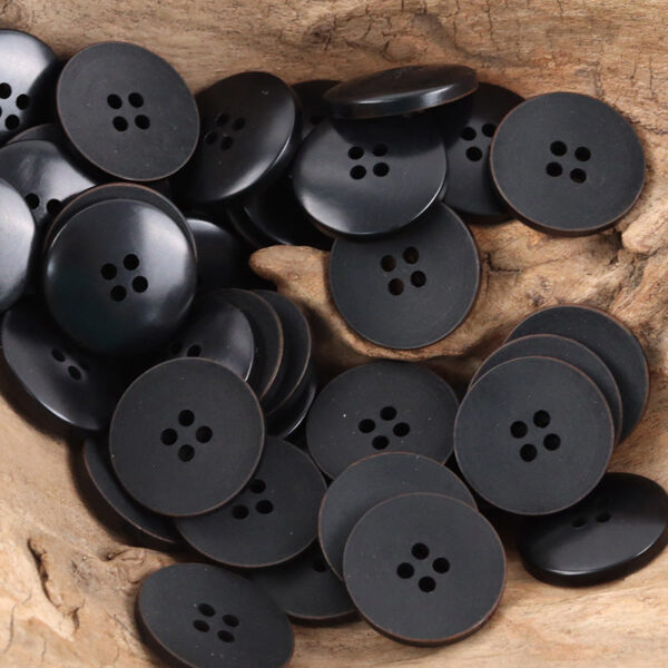 Vintage Charred Edge Natural Corozo Buttons,10 Pack