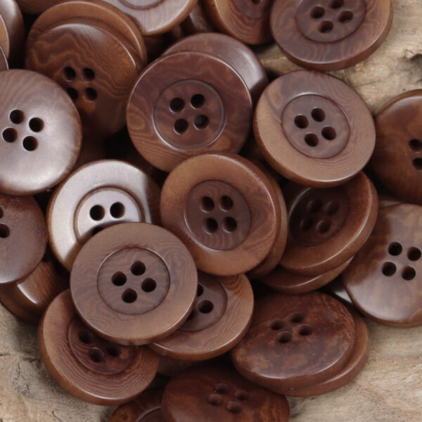 Corozo Nut Buttons Wide Border Round 10 Pack