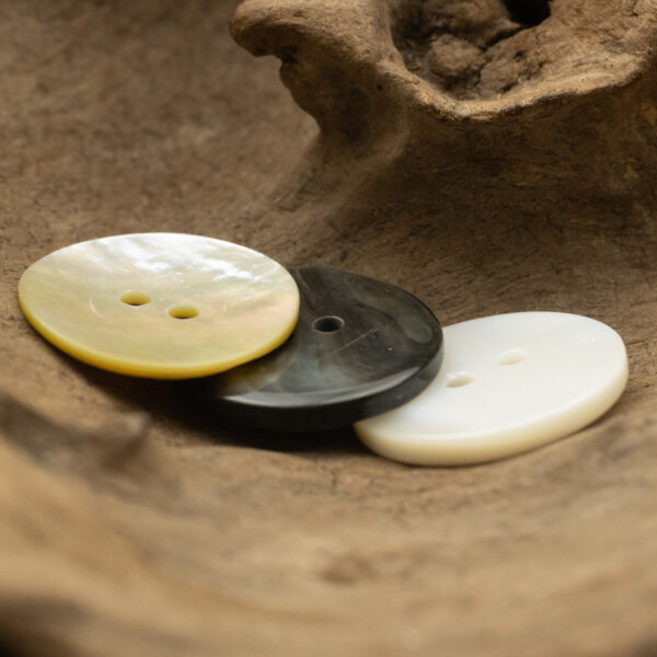 Natural Shirt Pearl Shell Flat Buttons 2 Hole 10pcs