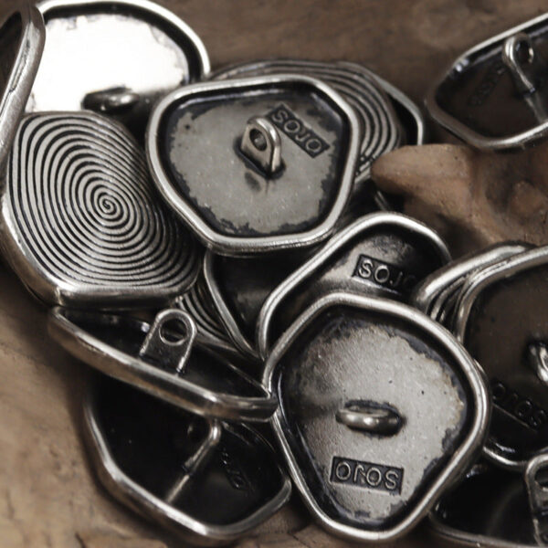 Irregular Vintage Shank Metal Buttons 10 Pack