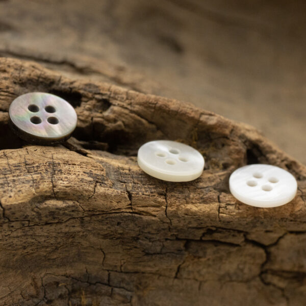10/11.5mm Double Flat Natural Pearl Shell Buttons for Polo Dresses 10pcs - Image 3