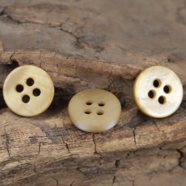 11.5mm Champagne Natural Pearl Shell Buttons 20pcs - Image 2
