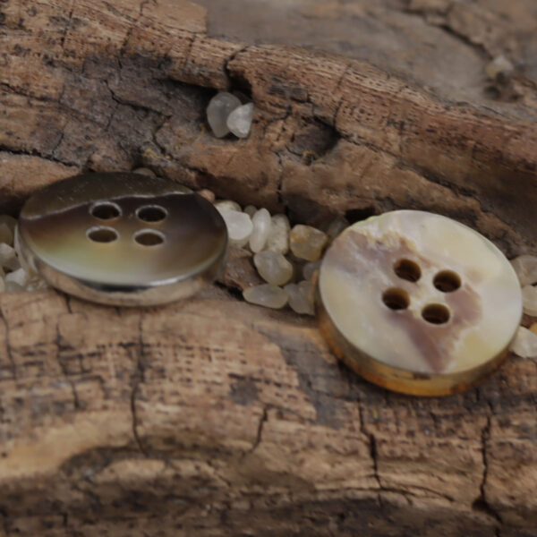 Natural Shell Buttons with Gold Silver Edges for Luxury Clothing 20PCS - Lots of Buttons