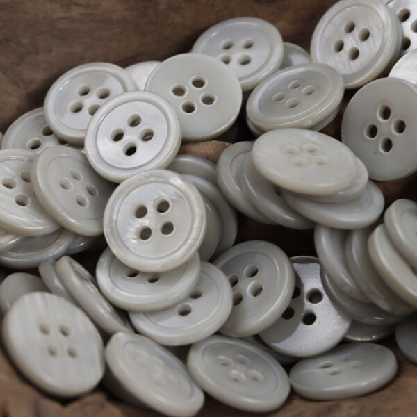 15mm Gray Khaki Turquoise Natural Shell Buttons for Cardigans 30 Pack - Image 3
