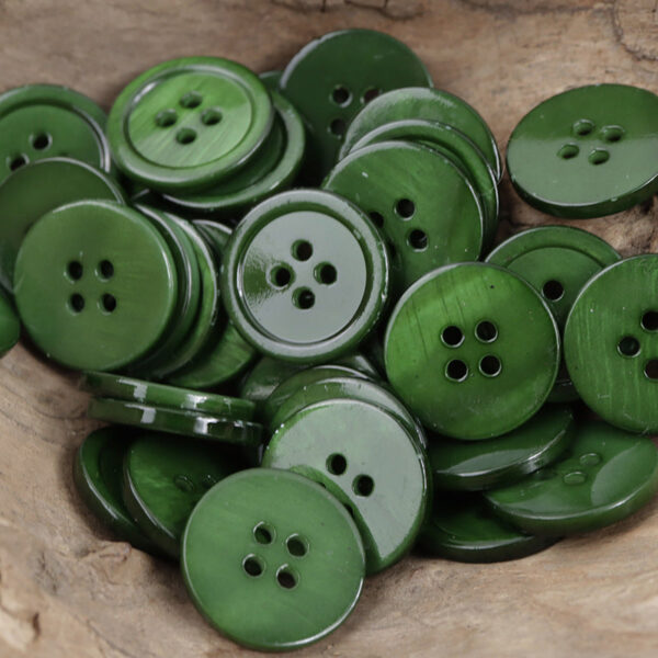 Candy-Colored Round Natural Shell Buttons for Clothes DIY Craft 10 Pack