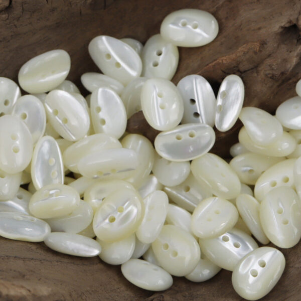 Irregular Oval Creamy White Light Yellow Shell Buttons for Shirts 10pcs - Image 4