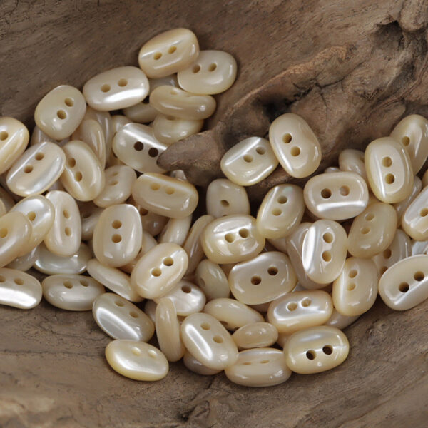 Irregular Oval Creamy White Light Yellow Shell Buttons for Shirts 10pcs - Image 7
