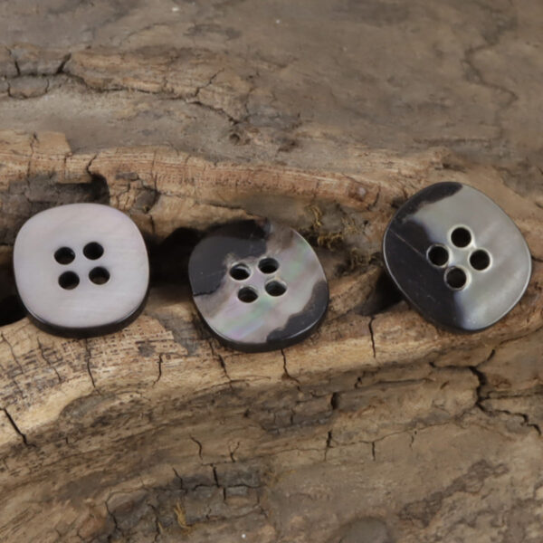 Irregular Square Natural Black Pearl Shell Buttons,10pcs