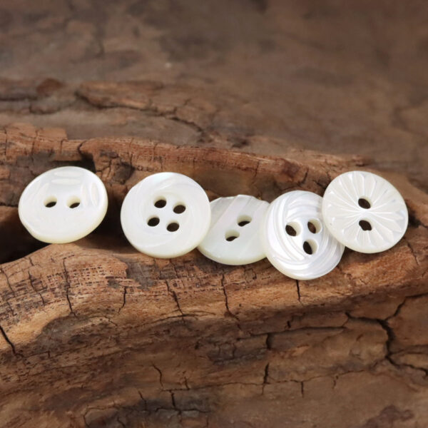 11.5mm 2/3/4-Hole Natural Shell Buttons for Silk Shirts 10pcs - Image 4