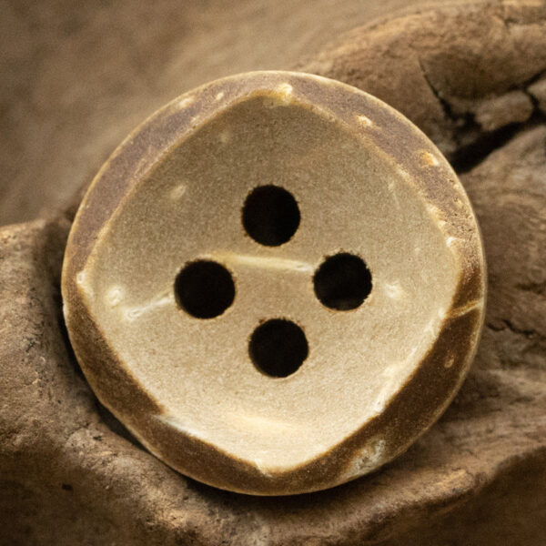 Beige and Khaki Bowl-Shaped Coconut Shell Decorative Buttons 30 Pack - Image 4