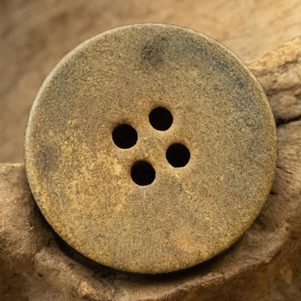 11.5-25mm Double Flat Vintage Black-Brown Horn Buttons 10pcs - Image 6