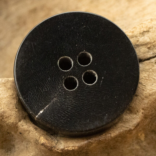 11.5-25mm Double Flat Vintage Black-Brown Horn Buttons 10pcs - Image 4