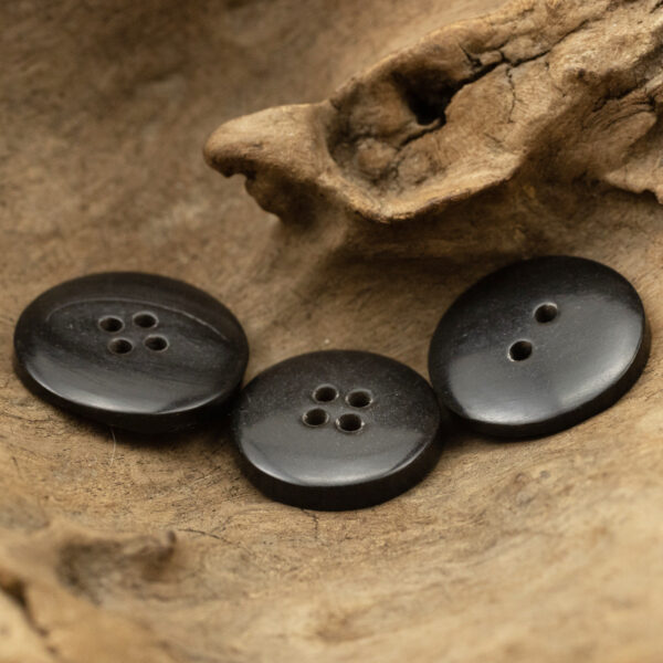 11.5-30mm Rough and Uneven Black Horn Buttons 10pcs - Image 2
