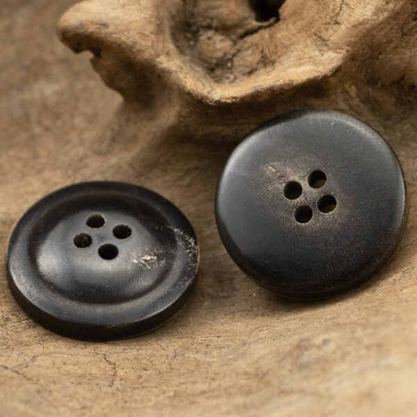 Retro Antiqued Burnt Black Horn Coat Buttons 10pcs - Image 2