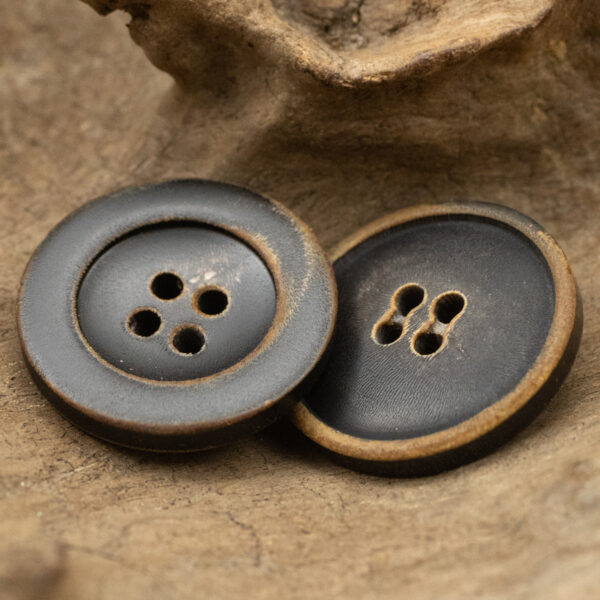 Retro Antiqued Burnt Black Horn Coat Buttons 10pcs - Image 3