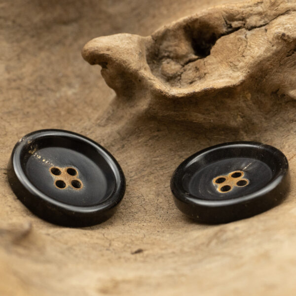 Vintage Burnt Hole Yellowish Horn Buttons for Jackets Uniforms 10pcs - Image 4