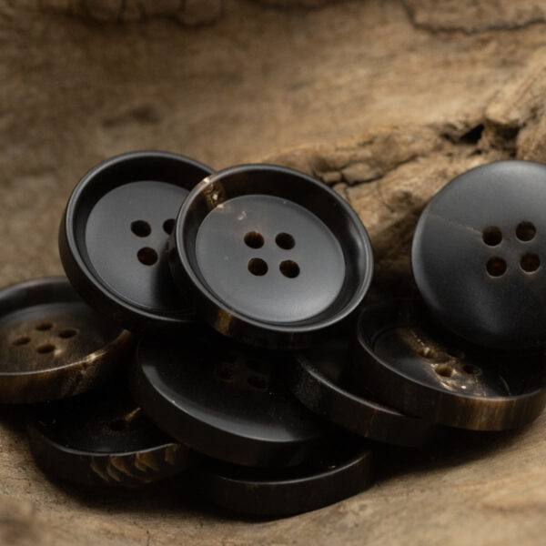 Round 4-Hole Pan-Shaped Horn Buttons for Casual Vintage Jackets - 10pcs - Lots of Buttons