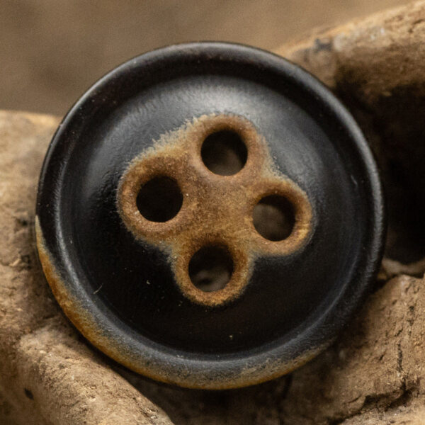 11.5MM Burnt-Edge Four-Eye Black Horn Shirt Buttons 24 Pack - Image 6