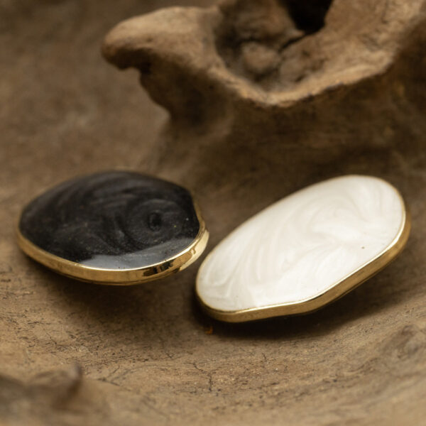 Irregular Oval Pearl White Black Glassy Metal Buttons 10pcs - Image 3