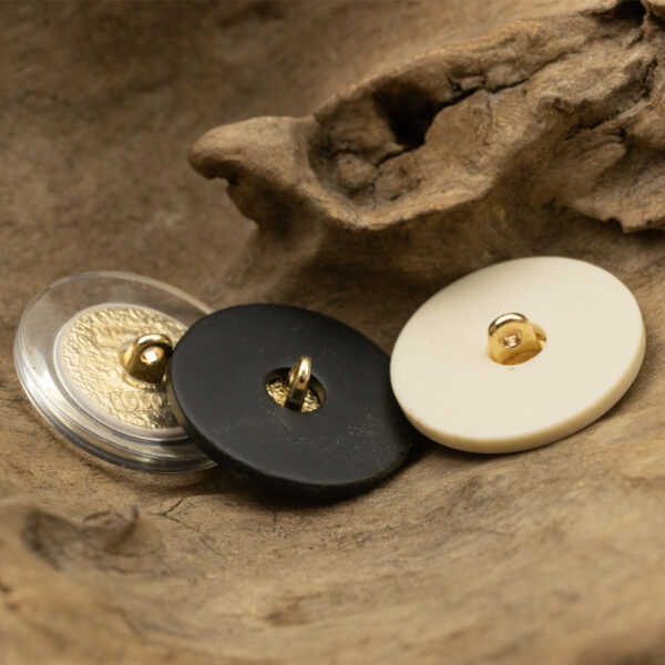 Retro Golden Beauty Portrait Resin Buttons with Metal Shanks 6pcs - Image 2