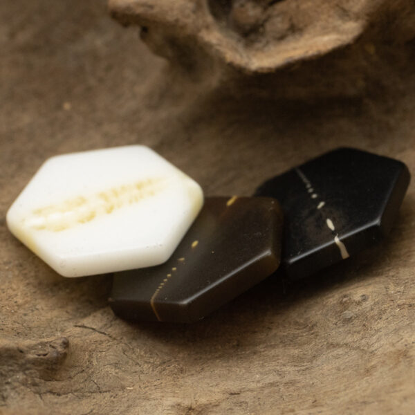 Hexagonal Marble Texture Black Brown White Resin Shank Buttons 10pcs - Image 3