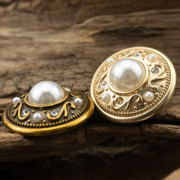 Fog Gold Pearl and Diamond-Inlaid Metal Button with Shank 10pcs - Image 3