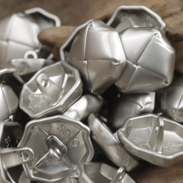 Beret Shaped Gold Silver Lacquered Woven Metal Buttons 10pcs - Image 4