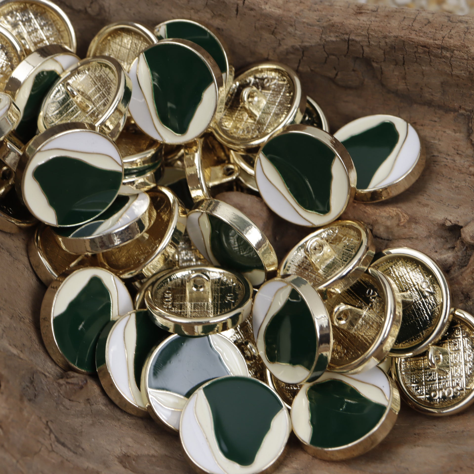 Vintage Oil Painting Green Black White Metal Buttons 10pcs - Image 3