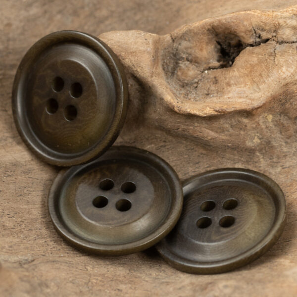15-25mm Yellowish-Brown Natural Fruit Buttons for Cashmere Coats 10pcs - Image 3