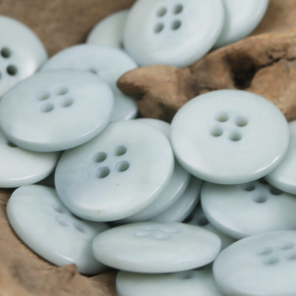 Eco-Friendly Natural Palm Fruit Buttons 30 Pack