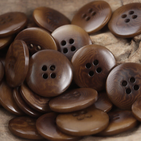 Eco-Friendly Natural Palm Fruit Buttons 30 Pack