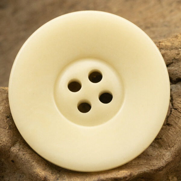 Ripple Natural Corozo Tagua Nut Buttons Round 4 Hole,10pcs