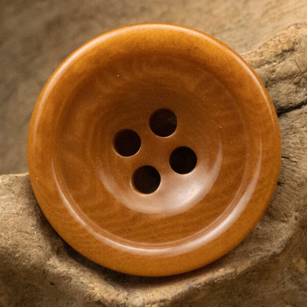 Vintage 2/4-Hole Reddish-Brown Sustainable Fruit Buttons 10pcs - Image 5