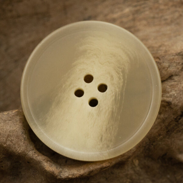 Round Thin-Edged Resin Coat Buttons Imitation Horn Texture 50pcs - Lots of Buttons