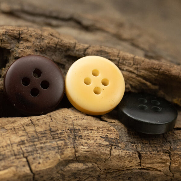 11.5mm Orange, Wine Red and Dark Green Resin Buttons for Shirts 60 Pack - Image 2