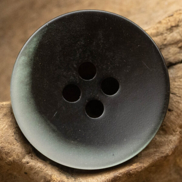 Gradient Dark Blue Crescent Pattern Flat Resin Buttons for Knitwear 30pcs - Image 4